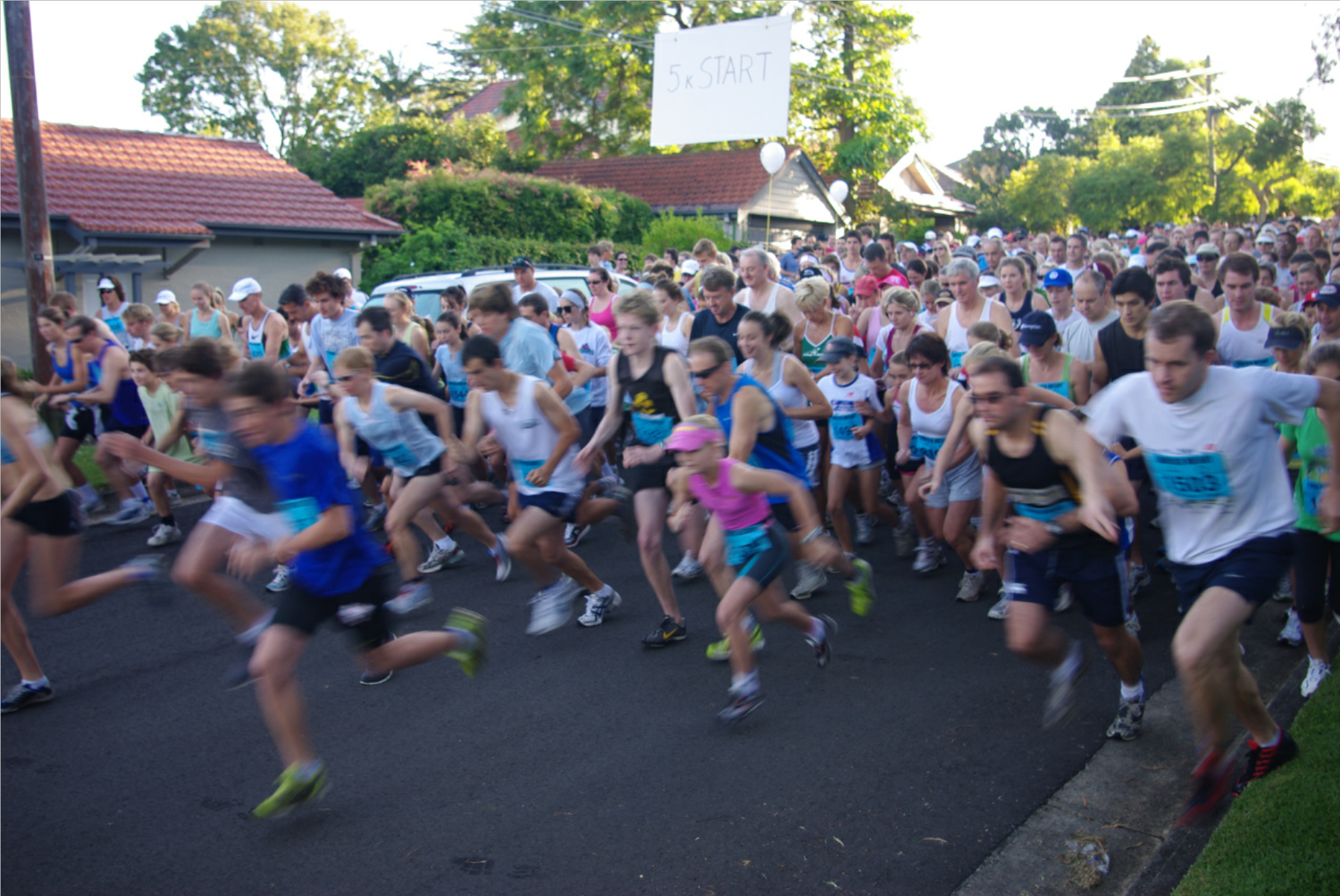 LINDFIELD FUN RUN START for site background